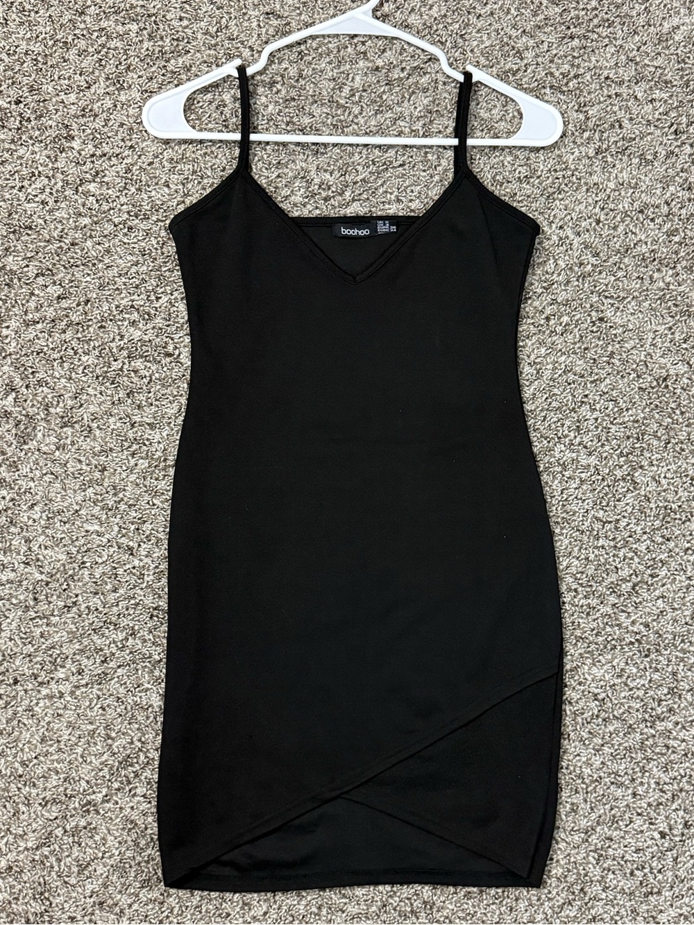 Boohoo Black Date Night Cami Mini Bodycon V-Neck Spaghetti Strap Dress